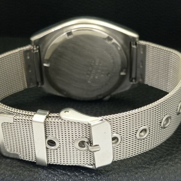 Vintage 1989 Seiko Automatic Mens Silver Watch W/daydate & Gold accents - Picture 2 of 10